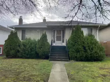 3662 E 25th Avenue, Vancouver, BC, Renfrew Heights — 2 bed single family residence for sale