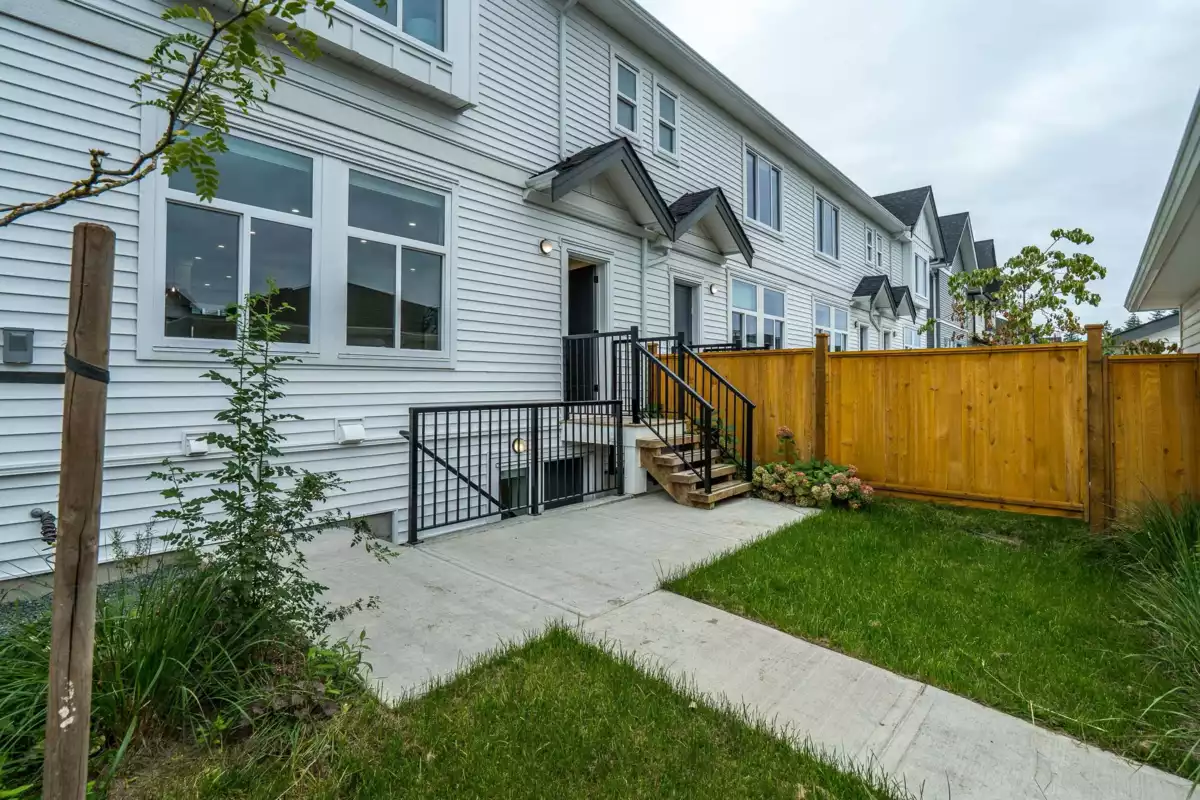 Community Amenities Photo (Clubhouse) of 20517 76 Avenue, Langley, BC