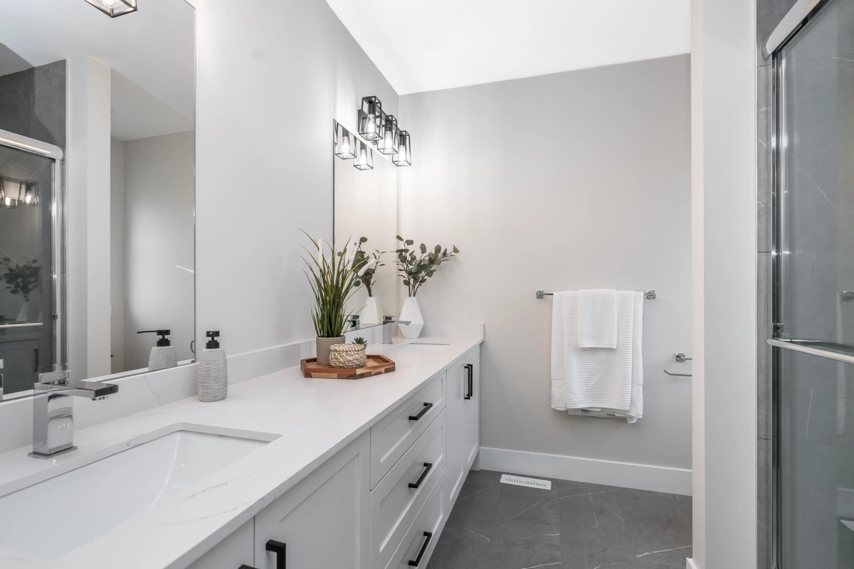 Garden / Landscaping Photo of 20517 76 Avenue, Langley, BC