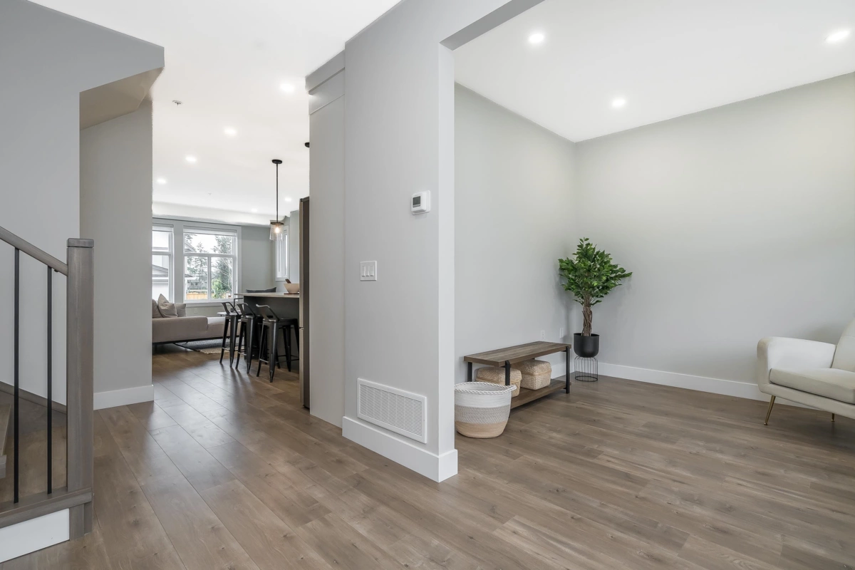 Living Room Photo of 20517 76 Avenue, Langley, BC