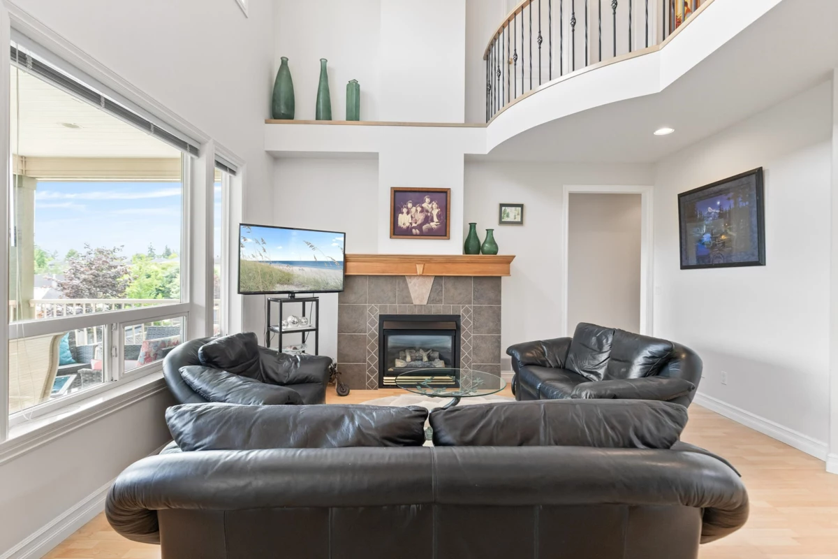 Bedroom 4 Photo of 11728 Creekside Street, Maple Ridge, BC