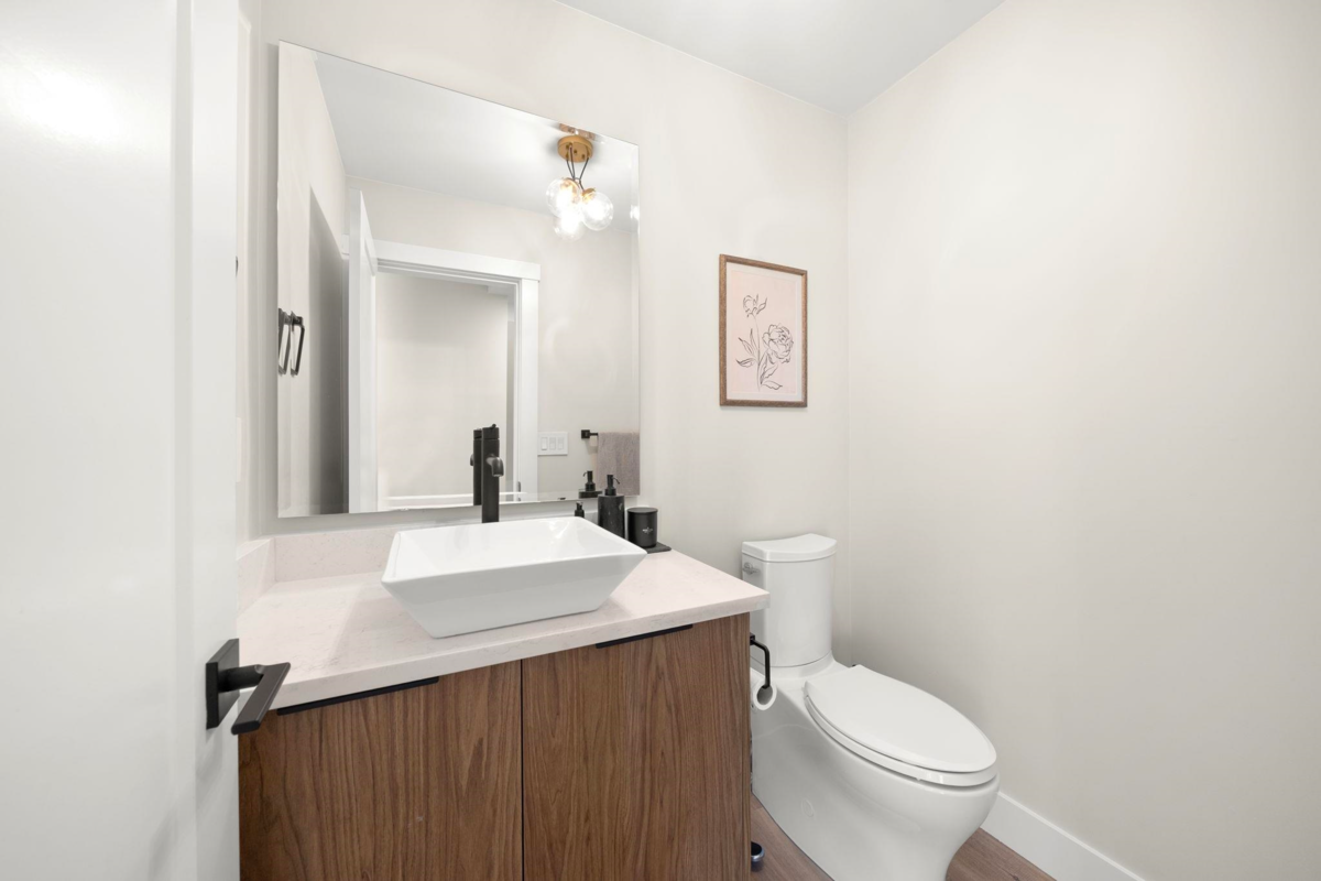 Backyard Photo of 33 1639 162 Street, Surrey, BC