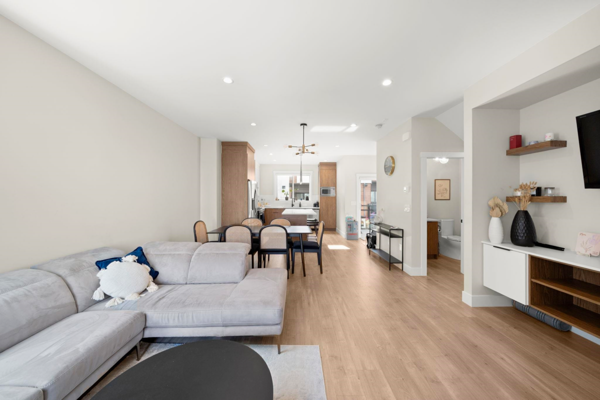 Staircase Photo of 33 1639 162 Street, Surrey, BC