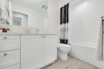 Powder Room Photo of 150 4738 Hemlock Way, Tsawwassen, BC