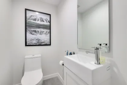 Primary Bathroom Photo of 150 4738 Hemlock Way, Tsawwassen, BC