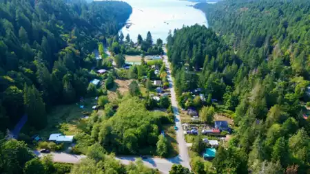 Living Room Photo of 105 Sunset Boulevard, Saturna Island, BC