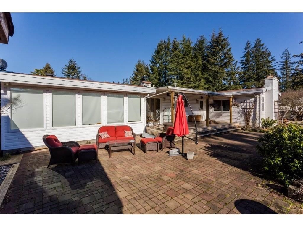 Dining Area Photo of 16910 23 Avenue, Surrey, BC