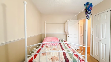 Primary Bedroom Photo of 1939 E 39th Avenue, Vancouver, BC
