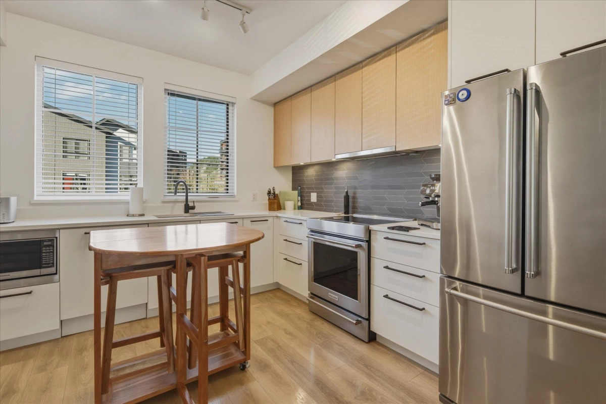Dining Area Photo of 1361 Marinaside Place, Squamish, BC