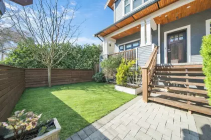 945 E 20th Avenue, Vancouver, BC, Vancouver — Half Duplex for sale