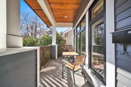 945 E 20th Avenue, Vancouver, BC, Vancouver — Half Duplex for sale