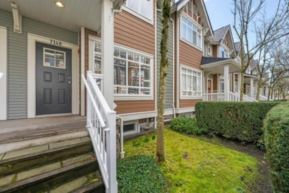7148 Mont Royal Square, Vancouver, BC, Vancouver — Townhouse for sale