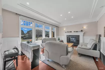 Kitchen Island Photo of 1877 Lemax Avenue, Coquitlam, BC