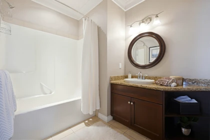 Guest Bathroom Photo of 7 1640 140 Street, Surrey, BC