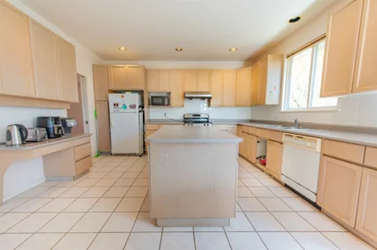 Breakfast Nook Photo of 1645 Pinetree Way, Coquitlam, BC