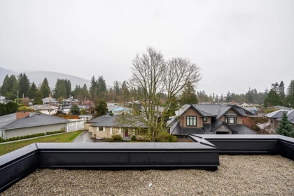 Garden / Landscaping Photo of 3161 Canfield Crescent, North Vancouver, BC
