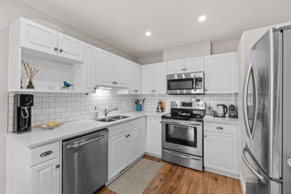 Primary Bedroom Photo of 12 11860 210 Street, Maple Ridge, BC