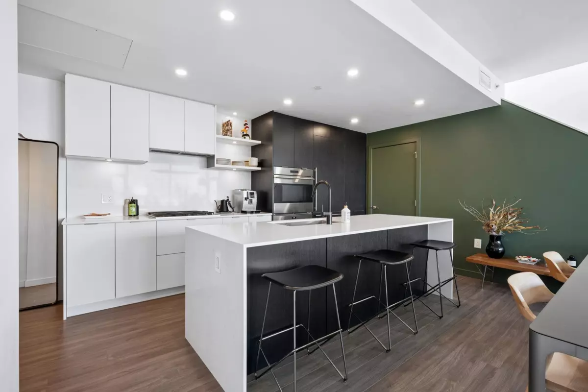 Dining Area Photo of 802 210 E 5th Avenue, Vancouver, BC