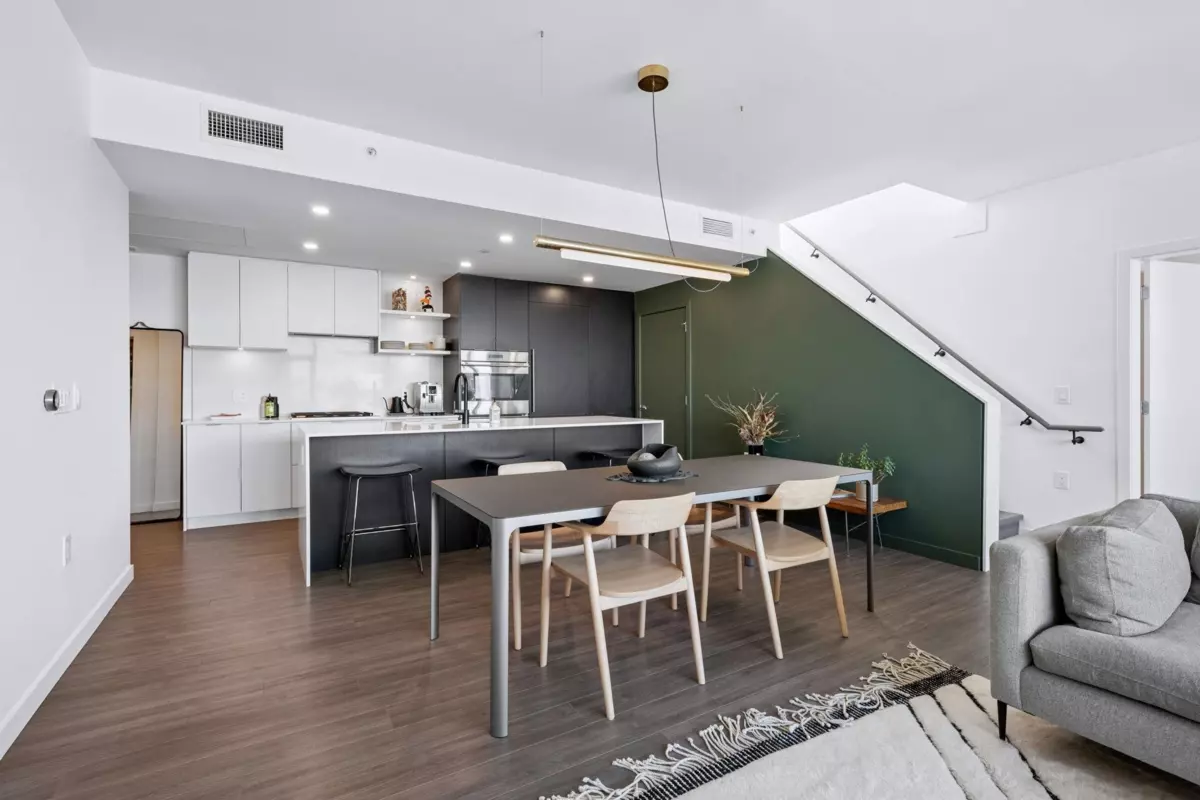 Family Room Photo of 802 210 E 5th Avenue, Vancouver, BC