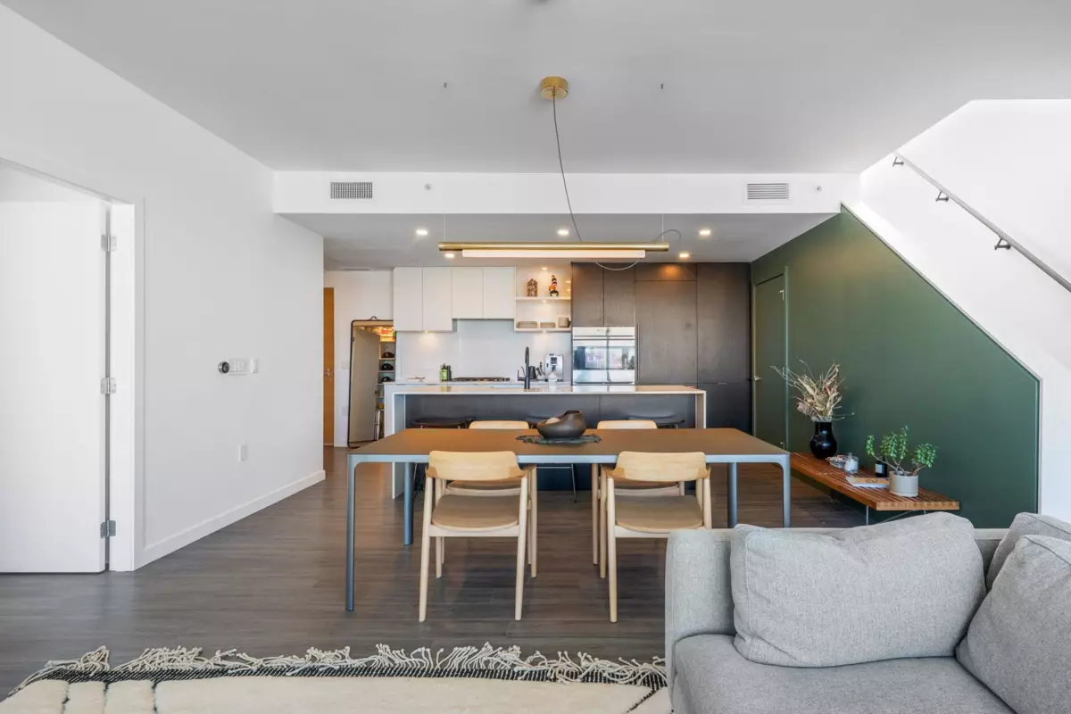 Living Room Photo of 802 210 E 5th Avenue, Vancouver, BC