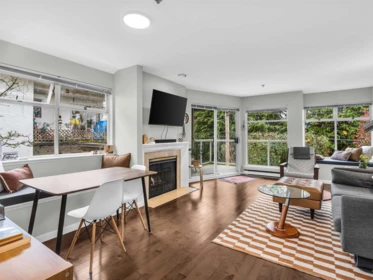 206 1963 W 3rd Avenue, Vancouver, BC, Vancouver — Apartment/Condo for sale