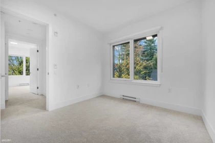 Guest Bathroom Photo of 108 2085 E 1 Avenue, Vancouver, BC