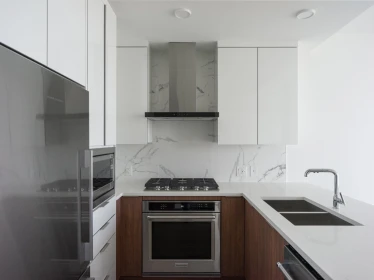 Kitchen Island Photo of 1705 699 Whiting Way, Coquitlam, BC