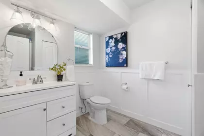 Entry Foyer Photo of 18816 121b Avenue, Pitt Meadows, BC