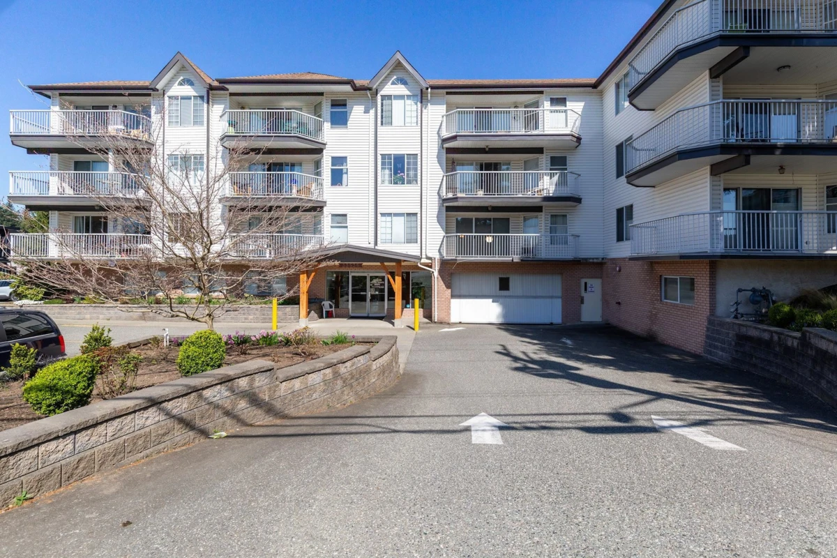 Exterior Rear Photo of 104 33535 King Road, Abbotsford, BC