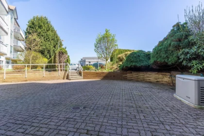 Backyard Photo of 104 33535 King Road, Abbotsford, BC