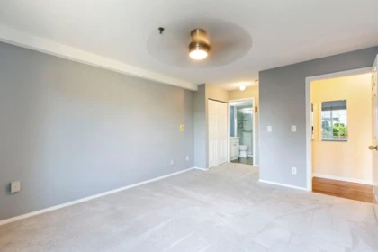 Basement Recreation Room Photo of 104 33535 King Road, Abbotsford, BC