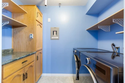 Hallway Photo of 104 33535 King Road, Abbotsford, BC