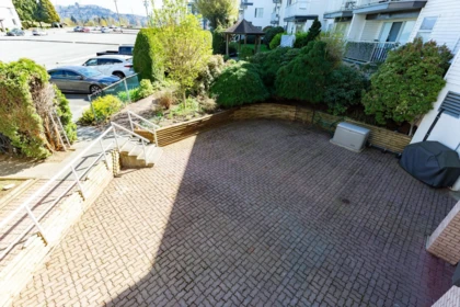 Outdoor Deck Photo of 104 33535 King Road, Abbotsford, BC
