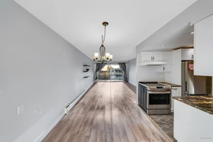 Kitchen Photo of 320 3080 Lonsdale Avenue, North Vancouver, BC