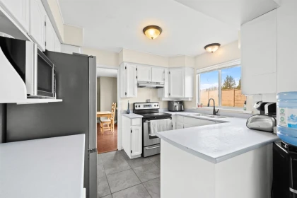 Powder Room Photo of 8575 Brooke Road, Delta, BC