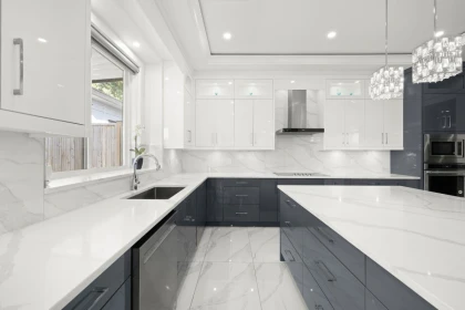 Kitchen Island Photo of 15439 78 Avenue, Surrey, BC