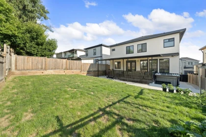 Outdoor Patio Photo of 15439 78 Avenue, Surrey, BC