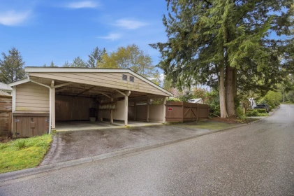 Swimming Pool Photo of 1852 Larson Road, North Vancouver, BC