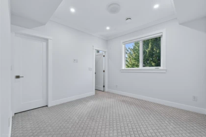 Laundry Room Photo of 4471 Windjammer Drive, Richmond, BC