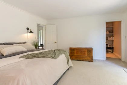 Bedroom 4 Photo of 15342 Killarney Court, Surrey, BC