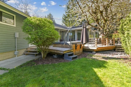 Swimming Pool Photo of 15342 Killarney Court, Surrey, BC