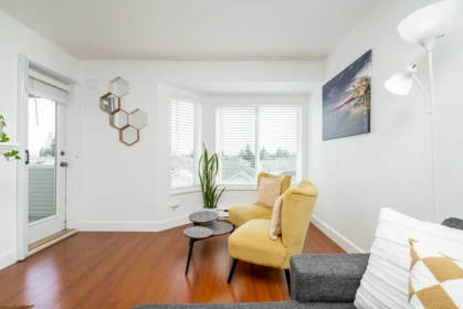 Breakfast Nook Photo of 407 12160 80 Avenue, Surrey, BC