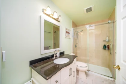 Hallway Photo of 11 Harbour Place, Port Moody, BC
