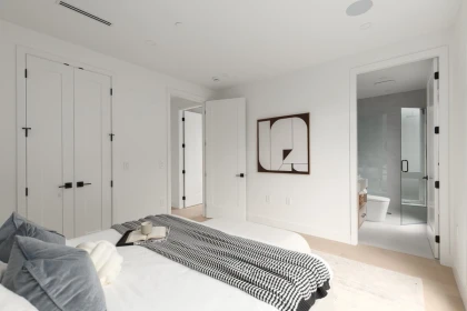 Powder Room Photo of 2 475 W 20th Avenue, Vancouver, BC