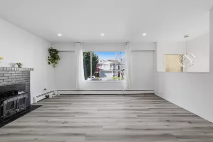 Powder Room Photo of 2342 Kelly Avenue, Port Coquitlam, BC