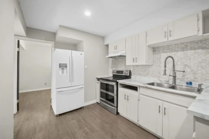 Breakfast Nook Photo of 34671 Immel Street, Abbotsford, BC