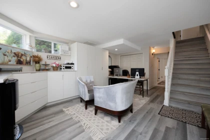 Hallway Photo of 26310 127 Avenue, Maple Ridge, BC