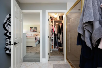 Laundry Room Photo of 26310 127 Avenue, Maple Ridge, BC