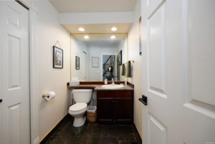 Powder Room Photo of 26310 127 Avenue, Maple Ridge, BC