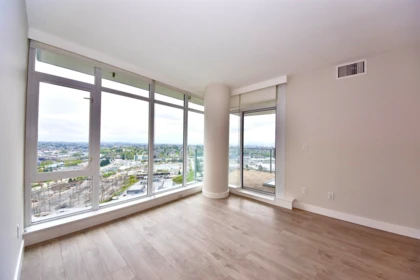 2405 1788 Gilmore Avenue, Burnaby, BC, Burnaby — Apartment/Condo for sale